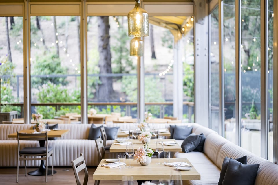 Breakfast, lunch and dinner served