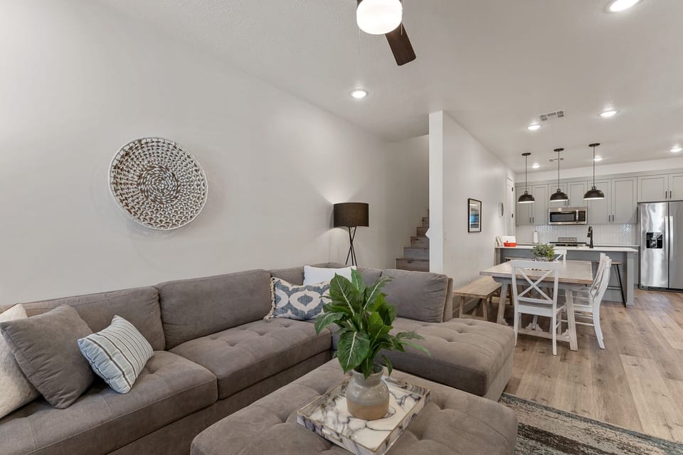 Condo, 3 Bedrooms | Living area | Smart TV, streaming services