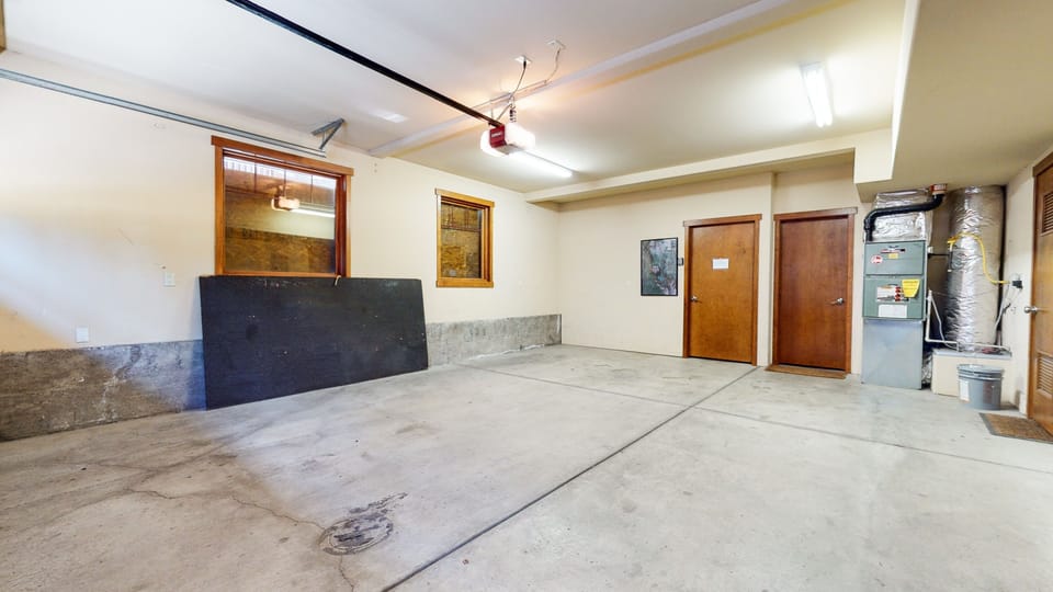 Condo, 3 Bedrooms | Interior