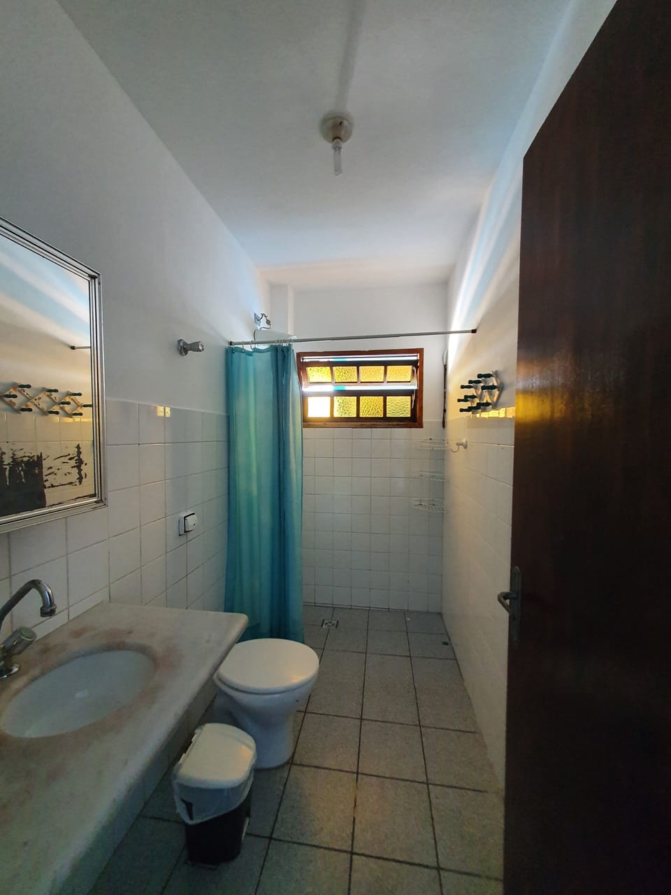 Family Room | Bathroom