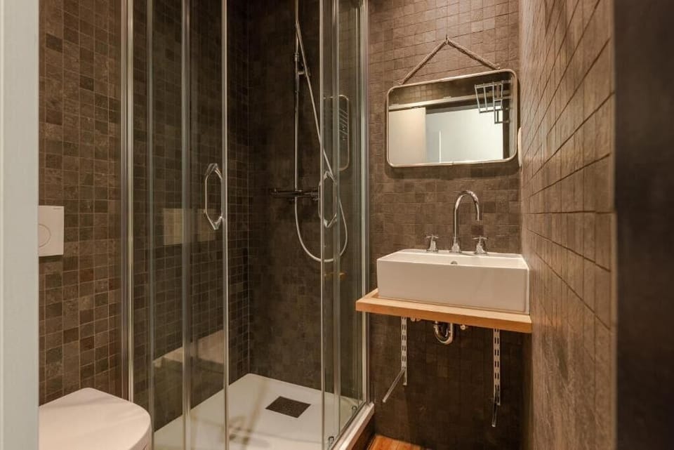 Classic Single Room | Bathroom