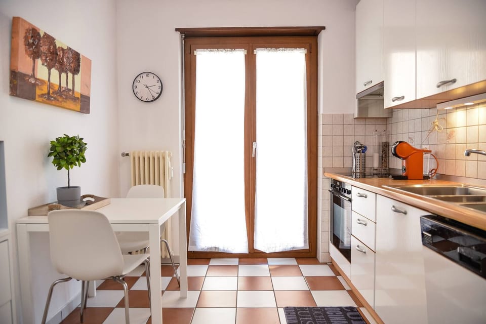 Apartment, 2 Bedrooms, Accessible, Smoking | Interior