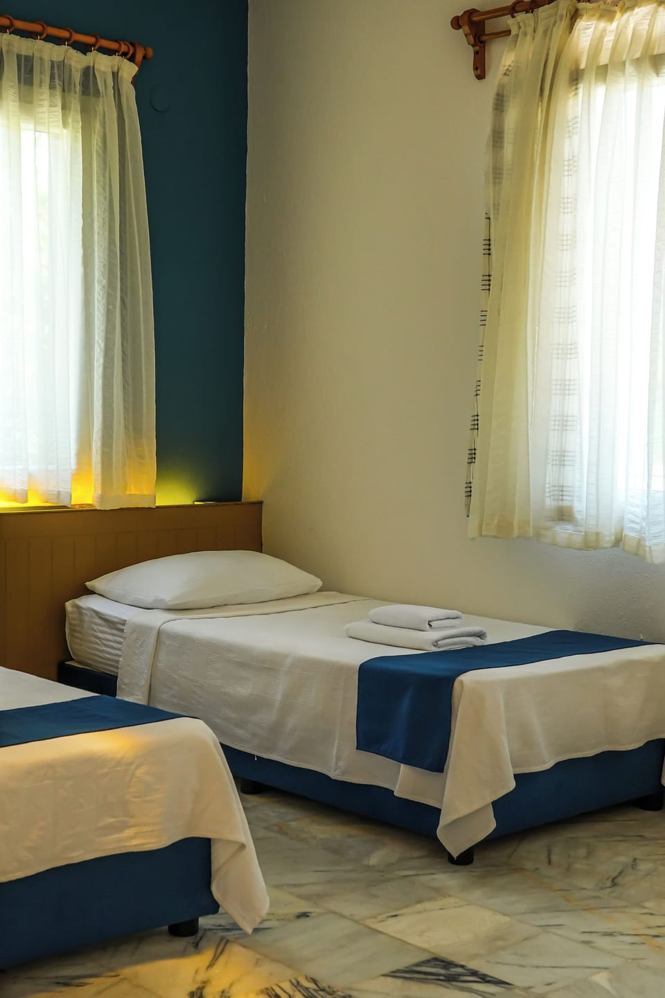 Twin Room | Egyptian cotton sheets, premium bedding, laptop workspace, free WiFi