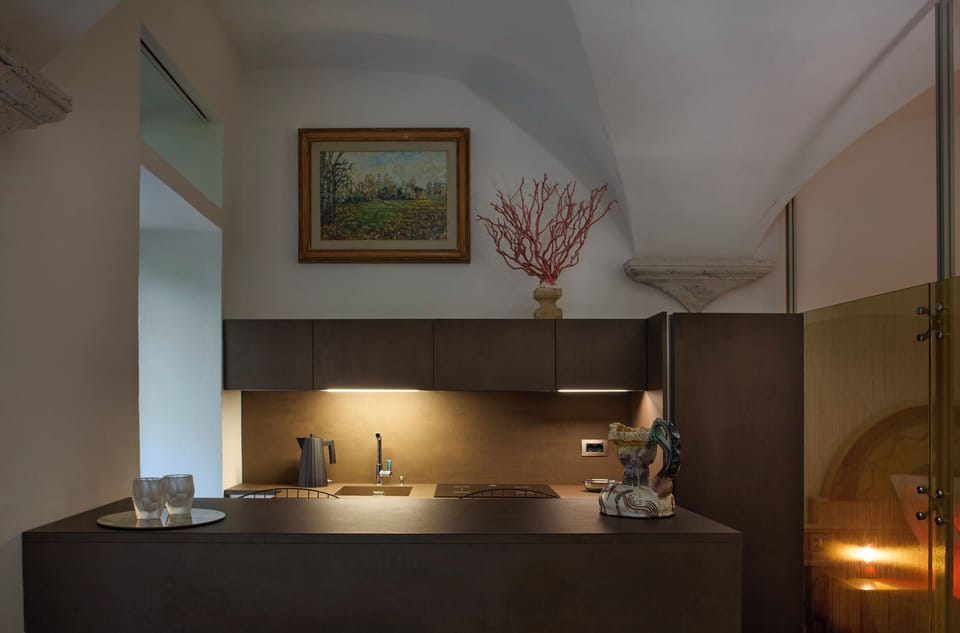 Junior Apartment | Private kitchen | Full-size fridge, microwave, oven, stovetop