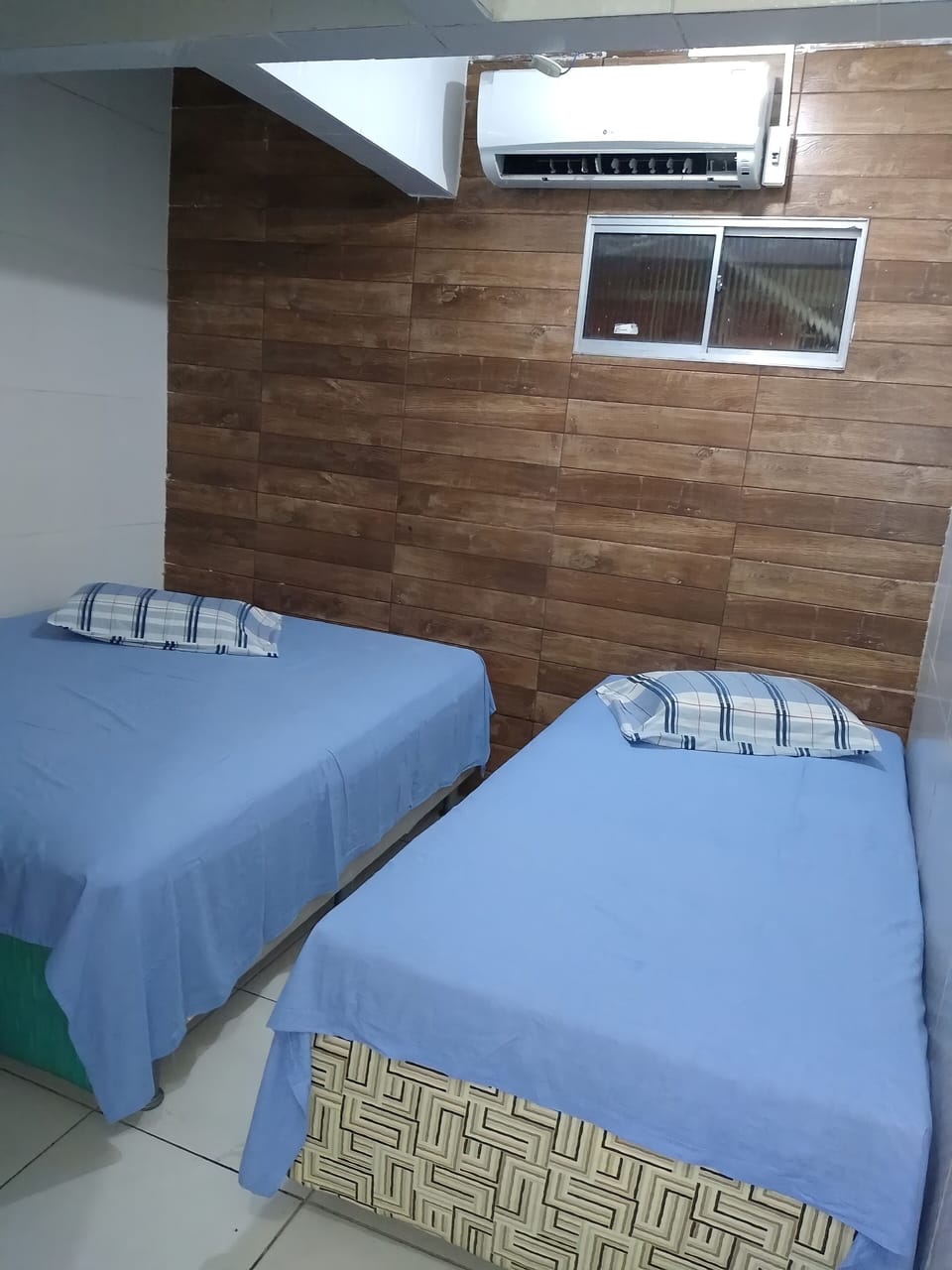 Economy Twin Room, Private Bathroom | Free WiFi, bed sheets