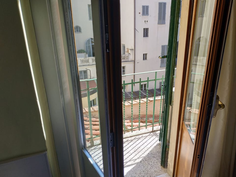 Economy Room | Terrace/patio