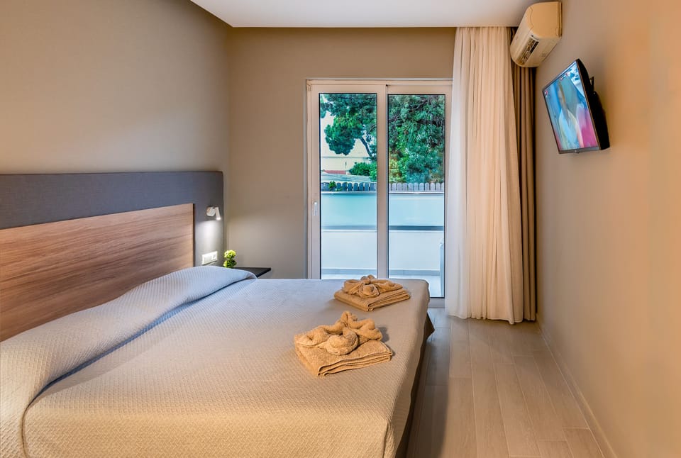 In-room safe, blackout drapes, iron/ironing board, free WiFi