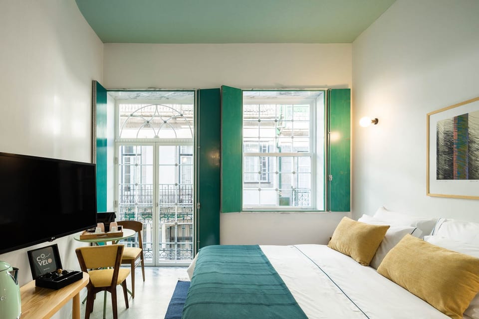 City Double or Twin Room | Hypo-allergenic bedding, memory foam beds, minibar, travel crib