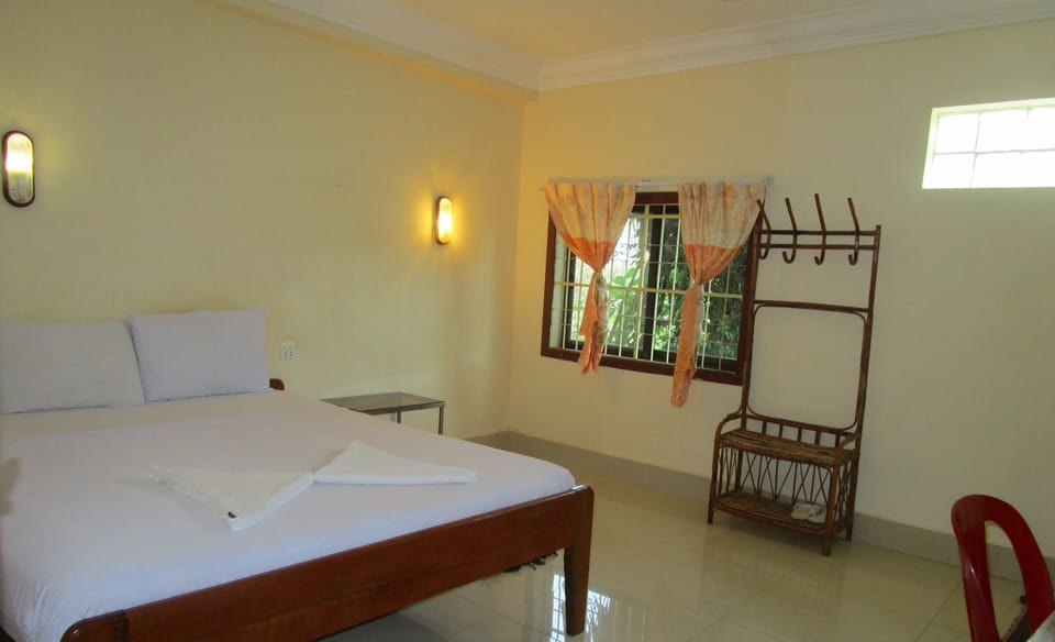 Basic Double Room | WiFi (free)