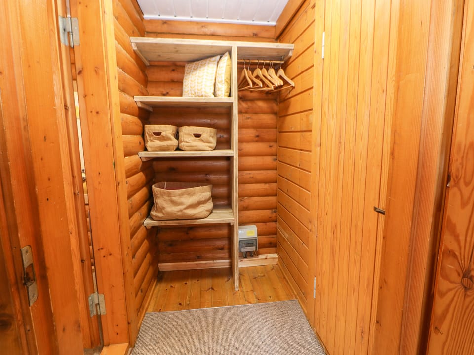 Cottage | Laundry