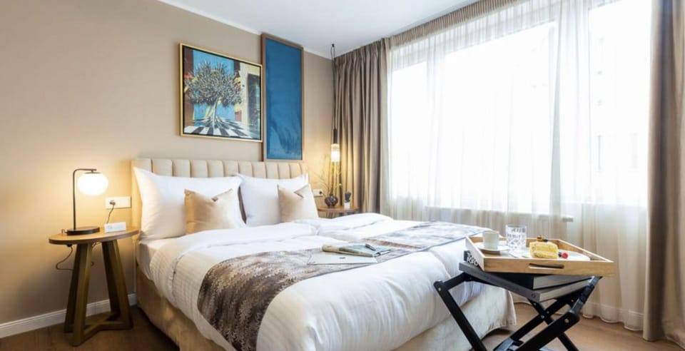 Classic Double Room | Desk, free WiFi, bed sheets
