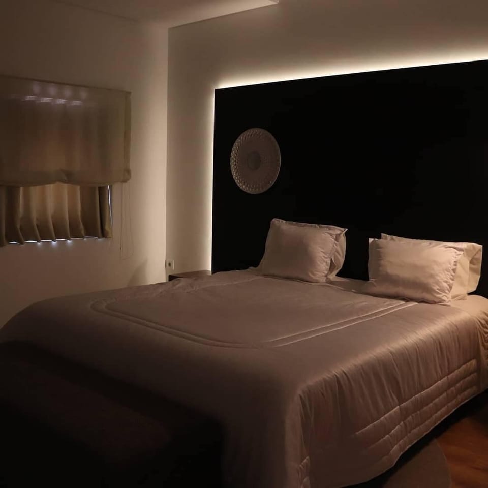 Traditional Double Room (Quarto das Camelias) | Soundproofing, free WiFi
