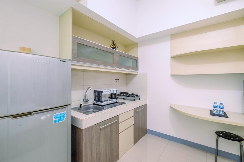 Room | Private kitchen | Fridge, stovetop, dishwasher, cookware/dishes/utensils