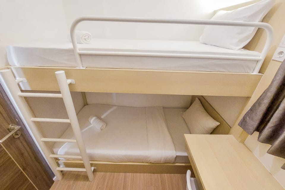 Room | 2 bedrooms, free WiFi, bed sheets
