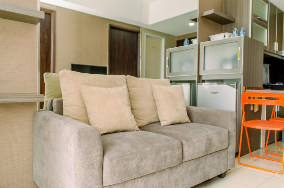 Room | Living room | TV