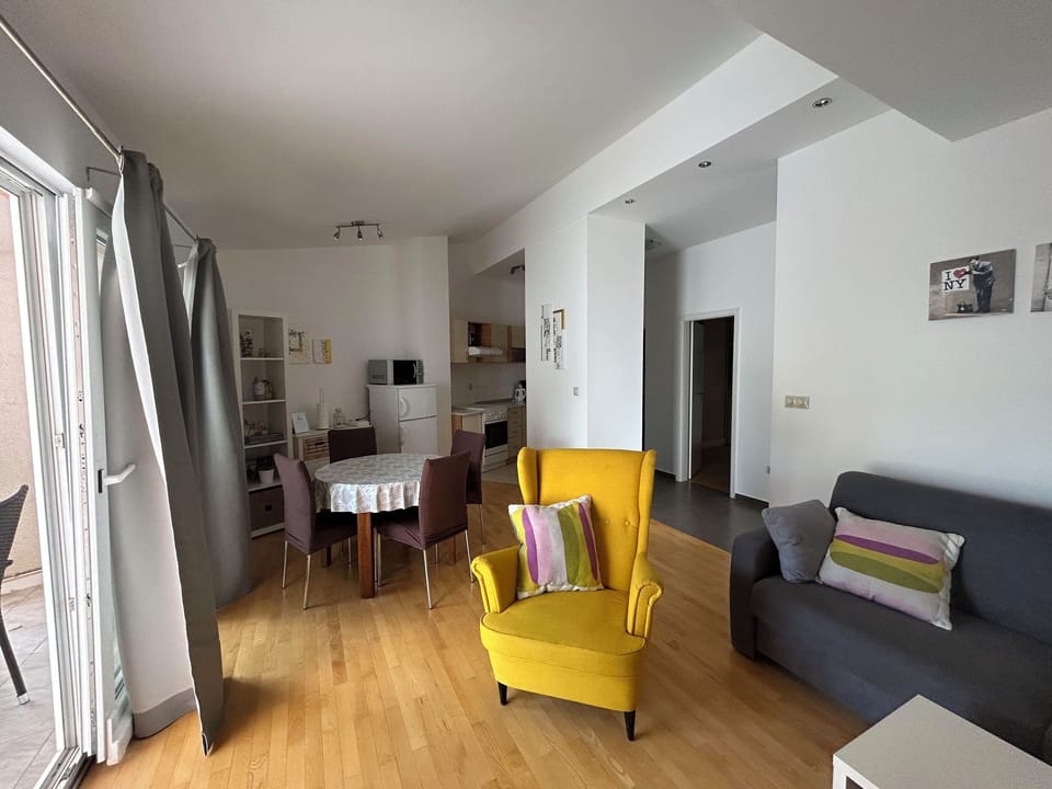 Apartment (A1) | Living area