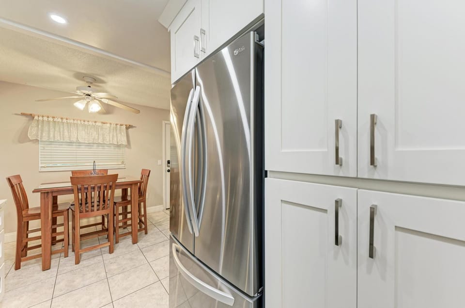House | 2 bedrooms, iron/ironing board
