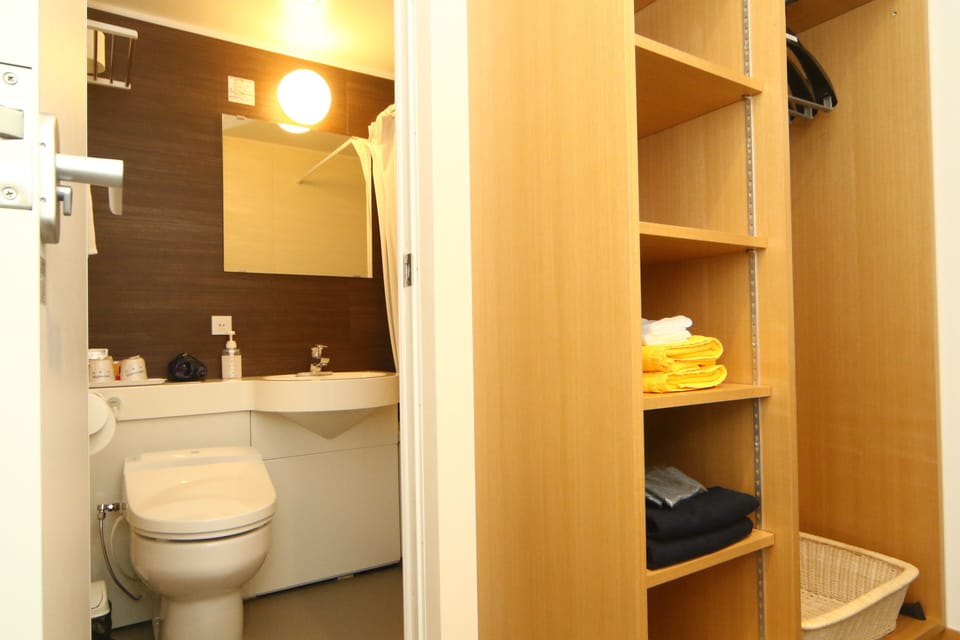 Twin Room | Down comforters, in-room safe, free WiFi
