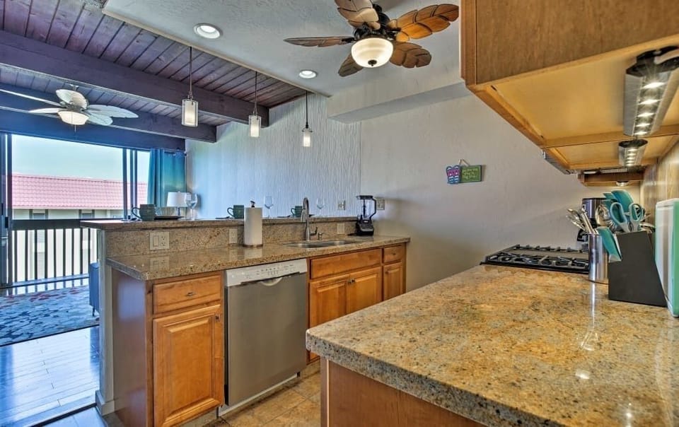 Condo, 2 Bedrooms | Private kitchen | Fridge, microwave, oven, dishwasher