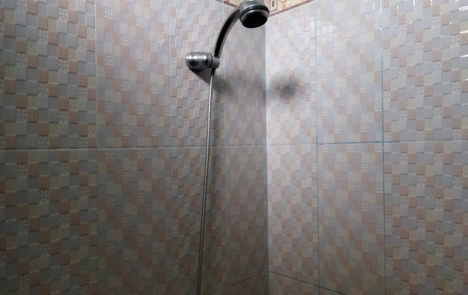 Deluxe Double Room | Bathroom