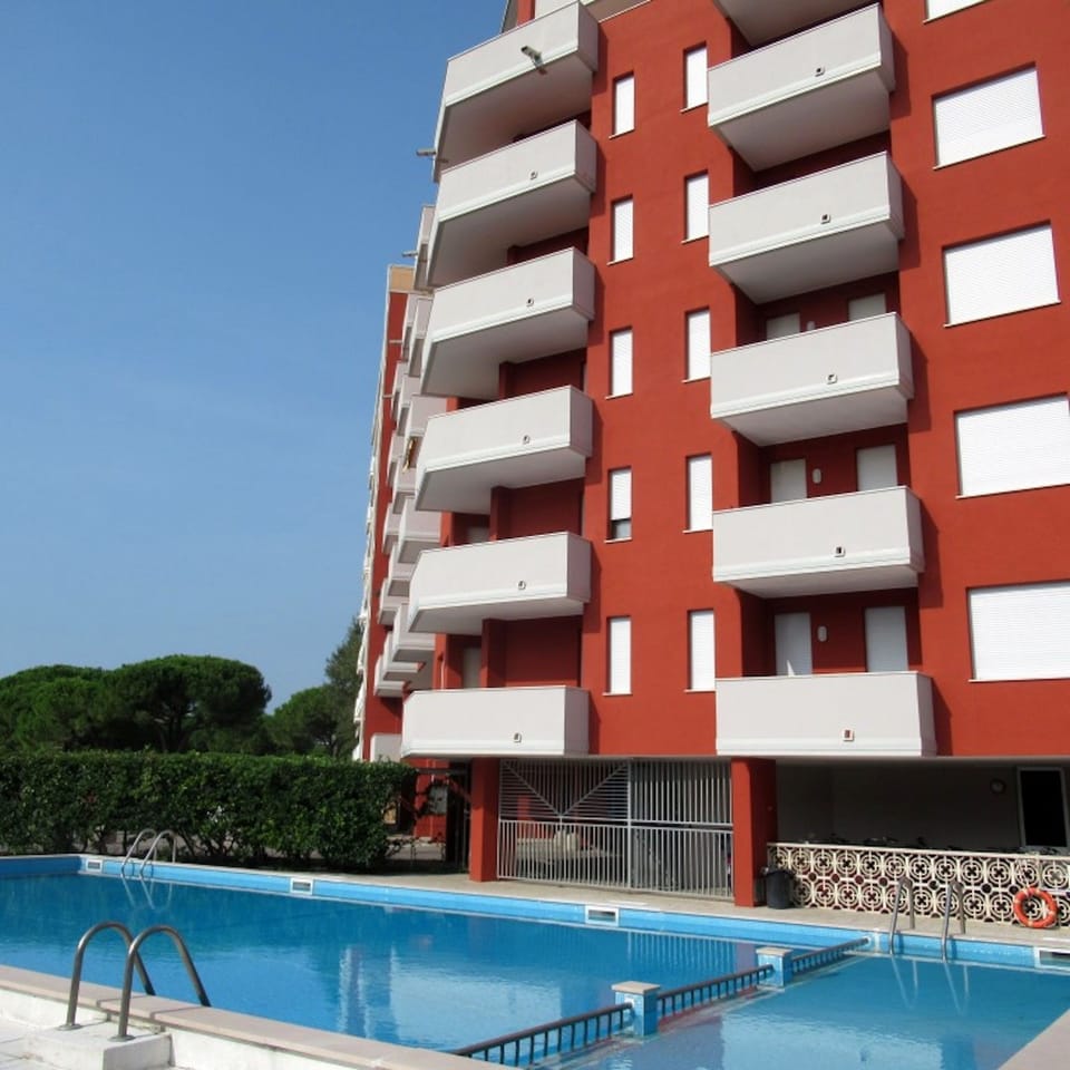 Studio, Balcony, City View | Pool | Outdoor pool