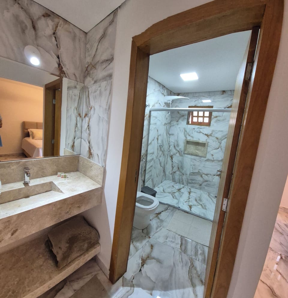 Superior Room (Quarto Superior 07) | Bathroom | Hair dryer
