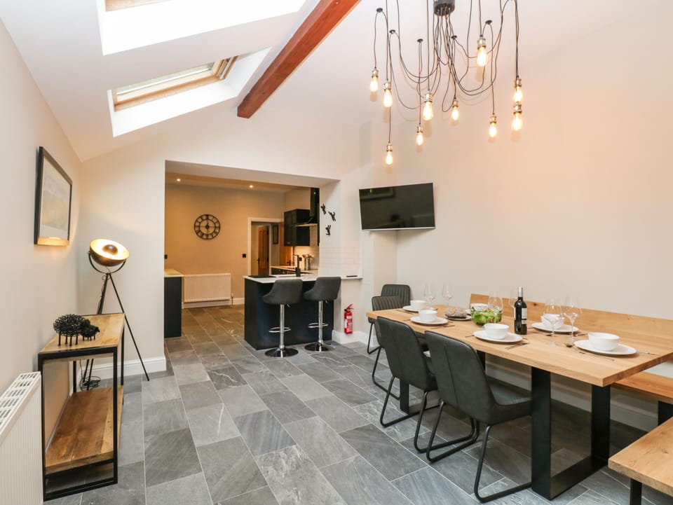 Cottage | Interior