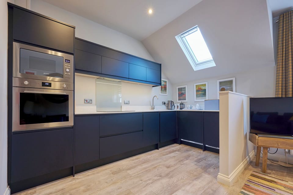 Fridge, dishwasher, electric kettle, toaster