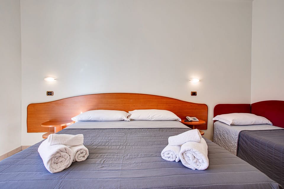 Minibar, in-room safe, free WiFi, bed sheets