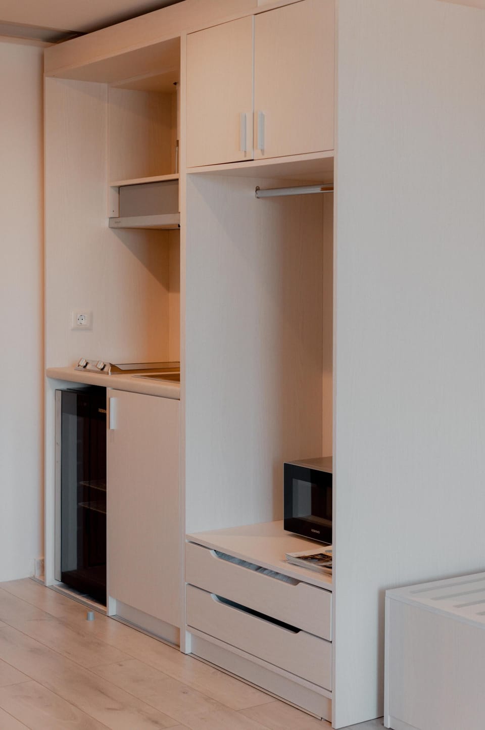 Deluxe Studio with Castle View | Private kitchen | Mini-fridge, microwave, espresso maker, electric kettle