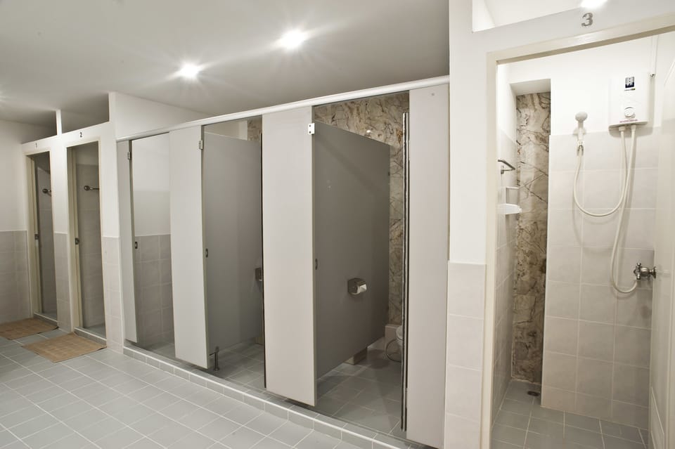 Mixed Dormitory shared bathroom | Bathroom shower
