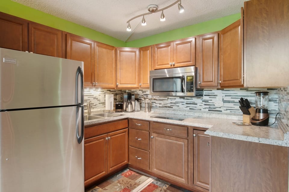 Studio | Private kitchen | Fridge, coffee/tea maker, toaster