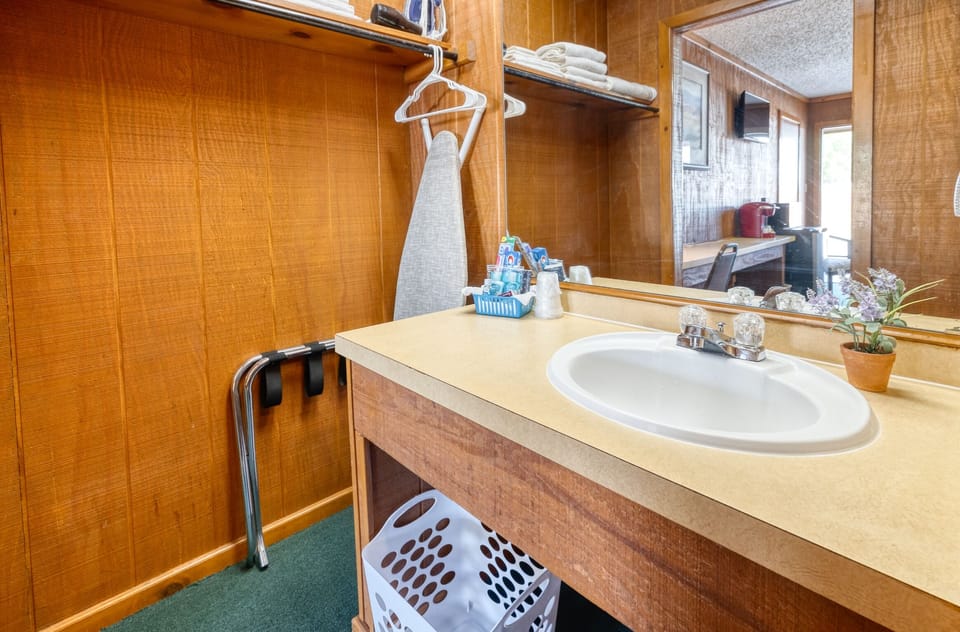 Room, 2 Double Beds | Bathroom | Free toiletries, hair dryer, towels, soap