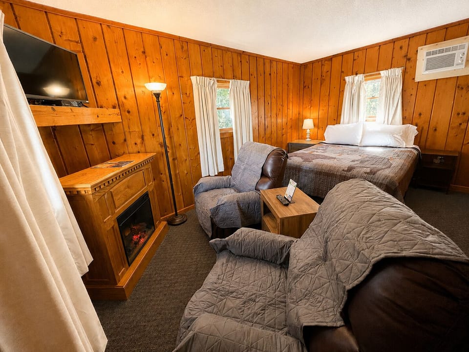 Deluxe Double Room, Ensuite (Fireplace)