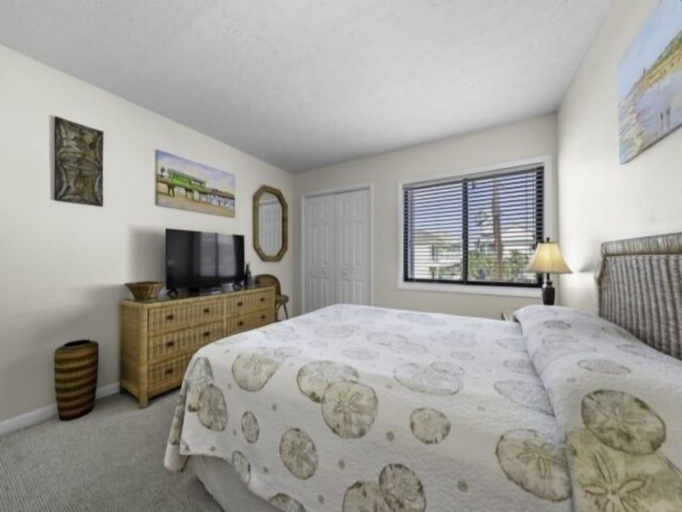 Condo, 1 Bedroom | 1 bedroom, free WiFi