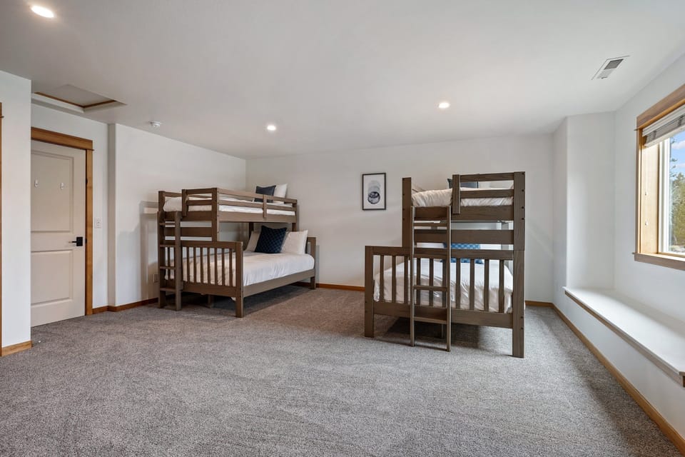 House, 4 Bedrooms | 4 bedrooms, free WiFi
