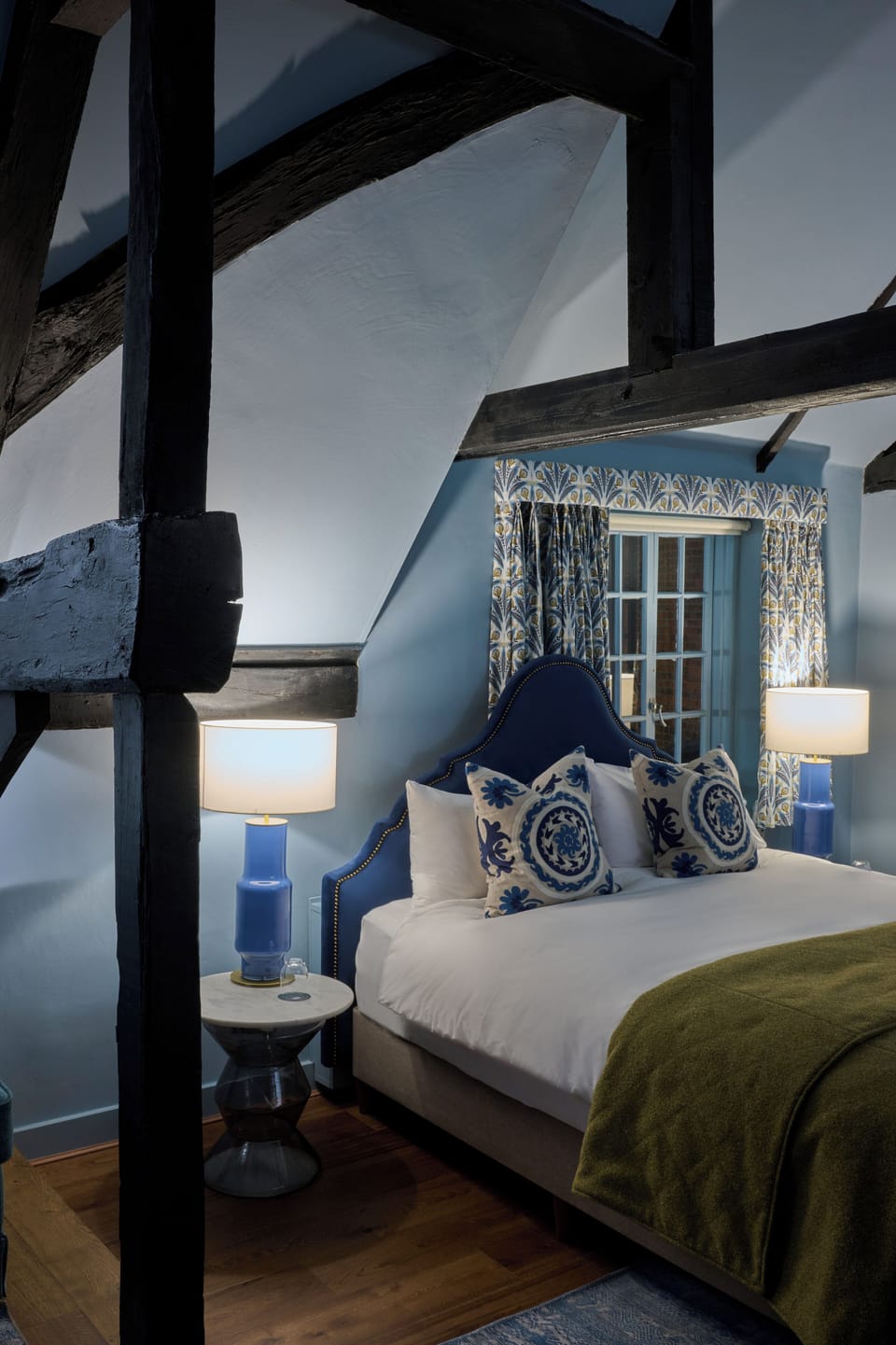 Junior Suite | Egyptian cotton sheets, premium bedding, desk, blackout drapes