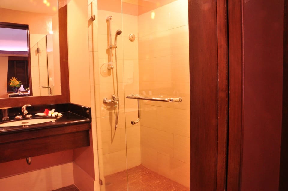 Coralpoint Gardens Hotel in Lapu-Lapu City