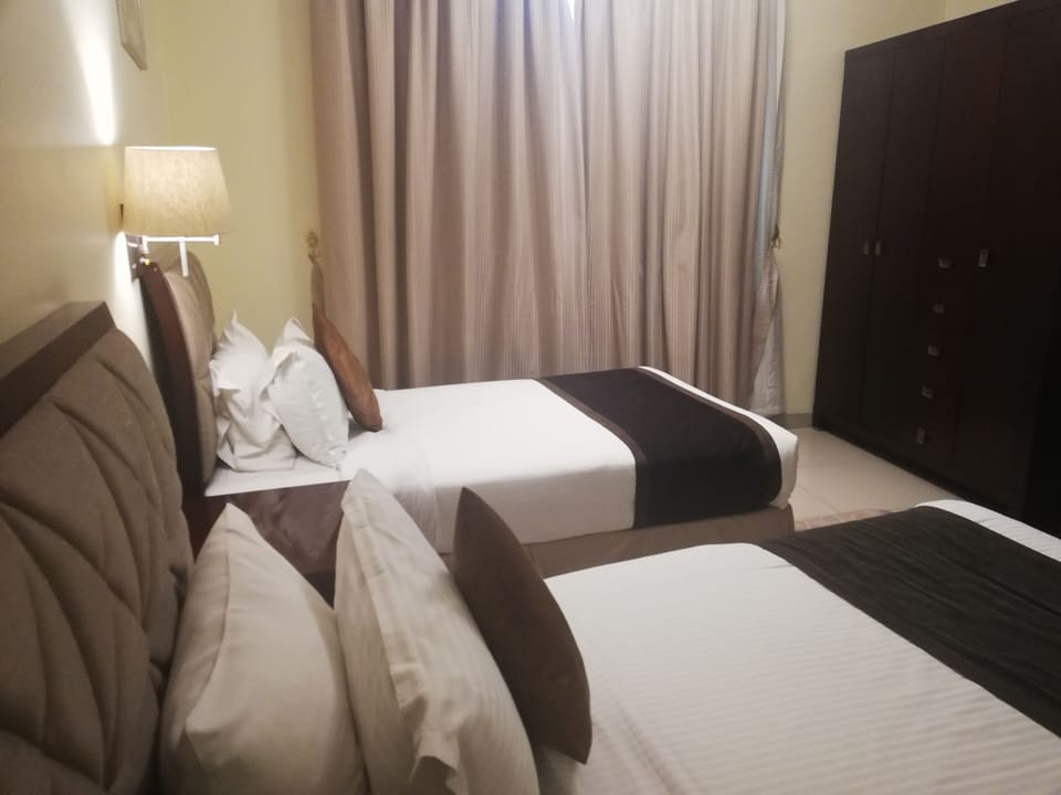 Deluxe Studio (Twin) | In-room safe, soundproofing, iron/ironing board, free WiFi
