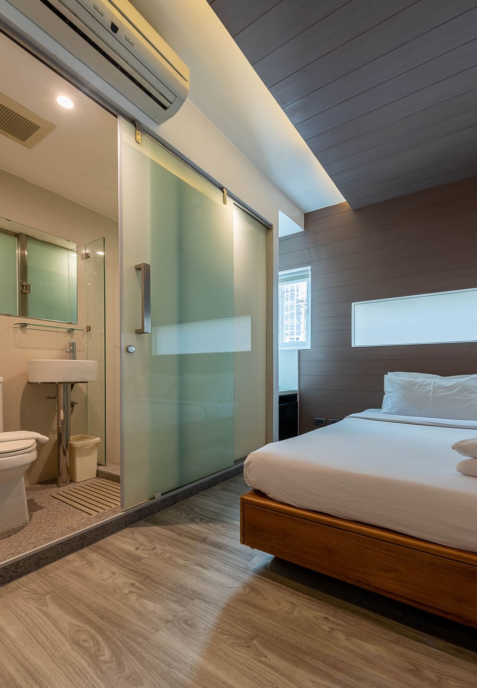 Endless (Superior Double) | Minibar, in-room safe, desk, blackout drapes
