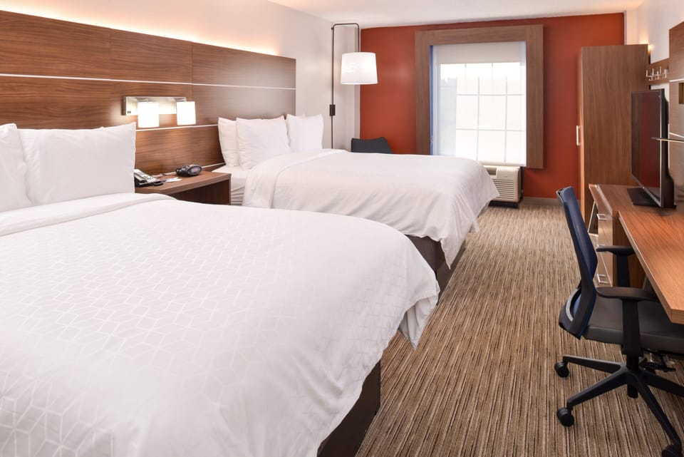 Standard Room, 2 Queen Beds | Premium bedding, in-room safe, desk, blackout drapes