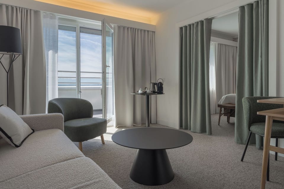 Apartment | Premium bedding, in-room safe, desk, laptop workspace