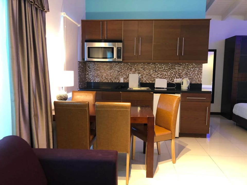 In-room safe, individually decorated, individually furnished, desk