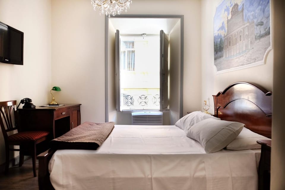 In-room safe, desk, iron/ironing board, free WiFi
