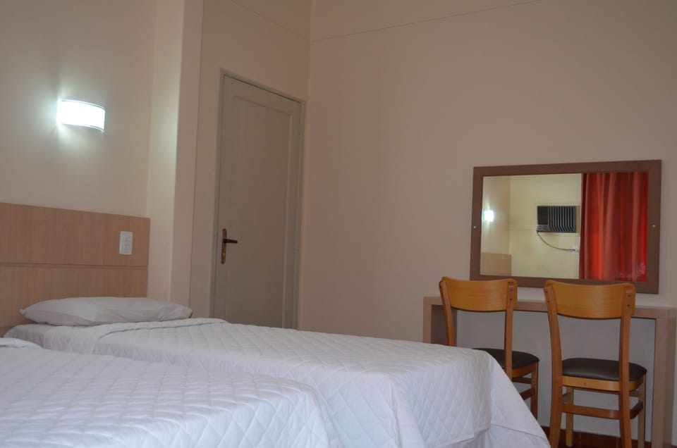 Deluxe Double Room | Minibar, in-room safe, desk, free rollaway beds