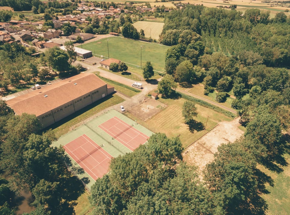 Tennis court