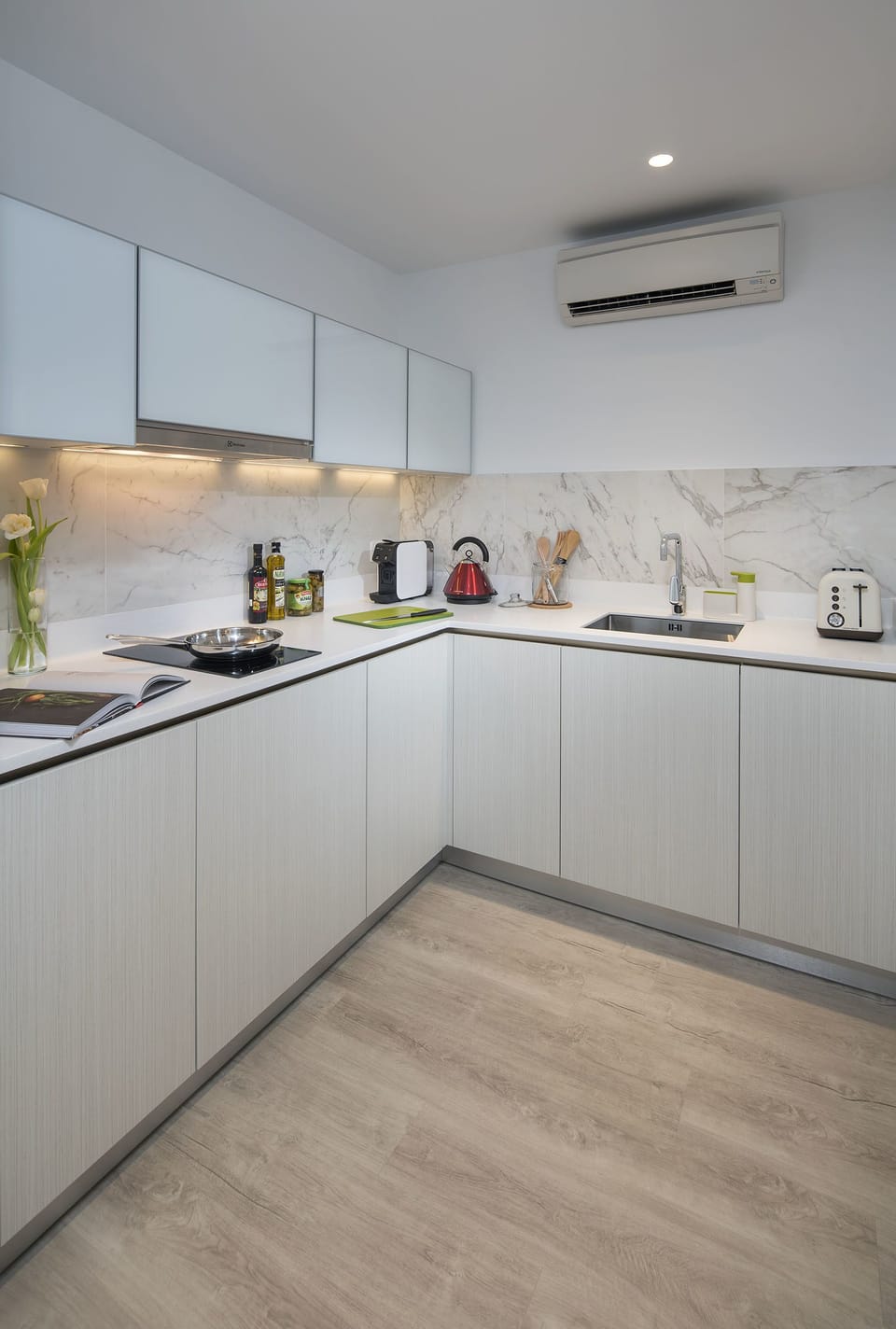 Premier Suite, 1 Bedroom | Private kitchenette | Fridge, microwave, electric kettle, toaster