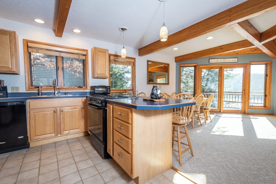 House (3 Bedrooms) | Property amenity