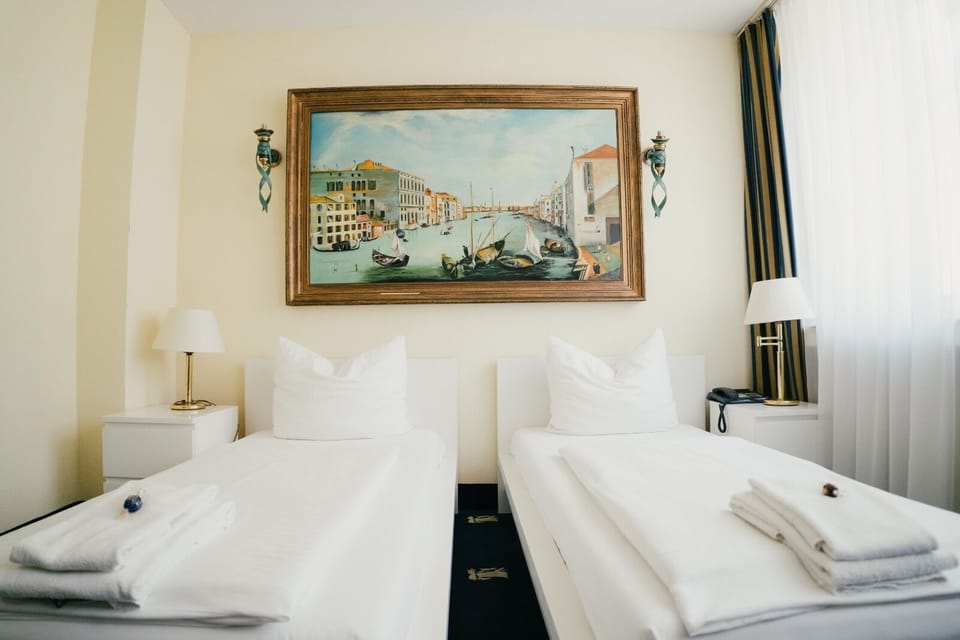 Classic Twin Room | Desk, blackout drapes, iron/ironing board, free WiFi