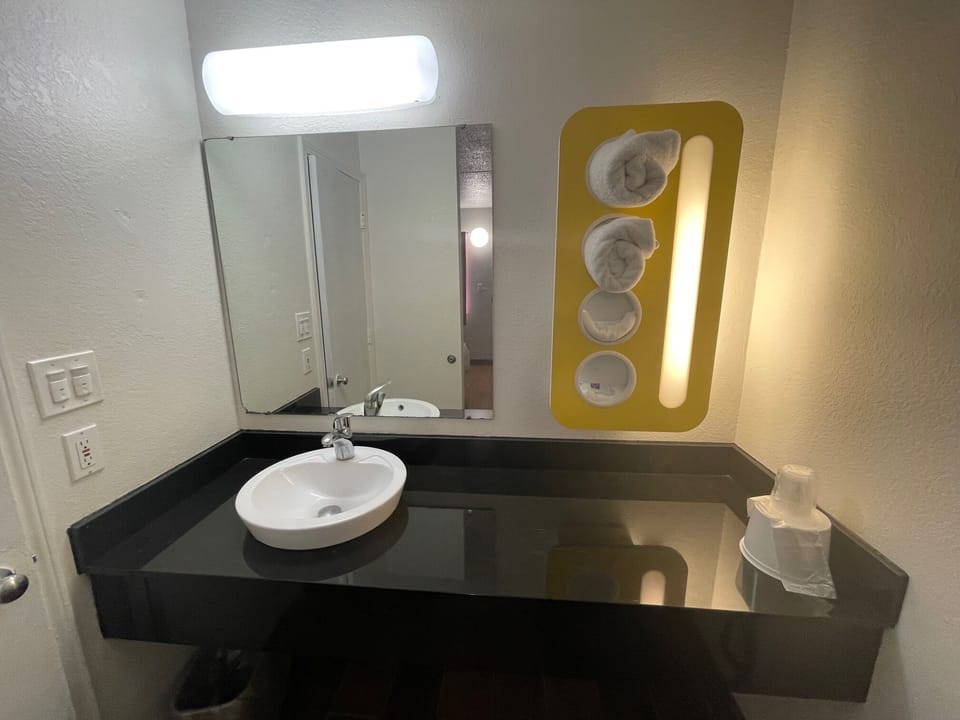 Free toiletries, towels, soap, toilet paper